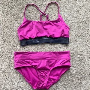 Nike 2-piece swim suit Small